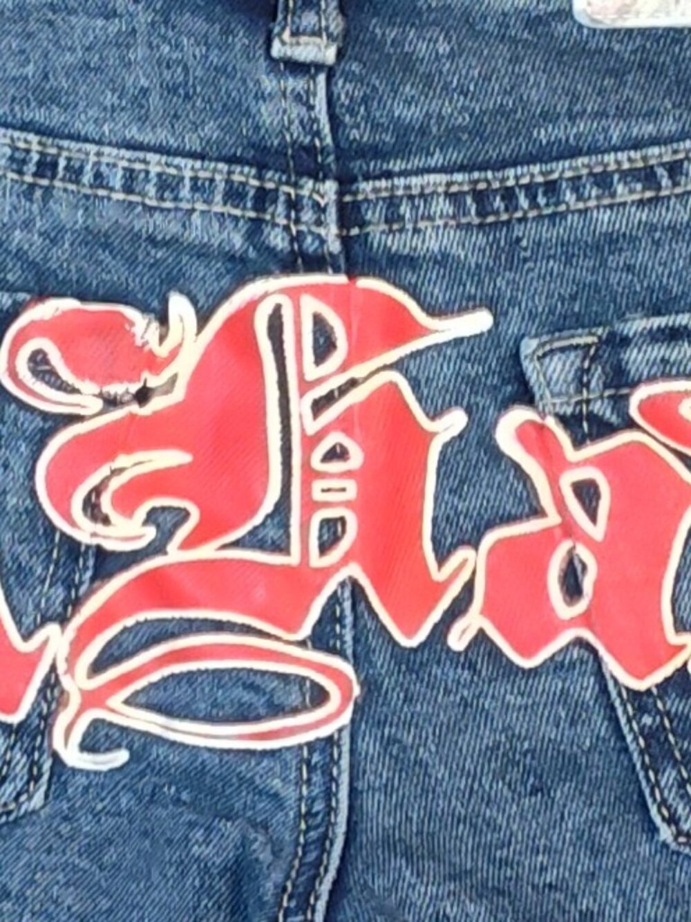Ed Hardy Embroidered Dragon with Red Logo Back Pockets Size 24